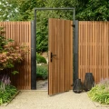 Thermovision Ayous geschaafd latten deur op verstelbaar frame. verticaal. 178x99 cm