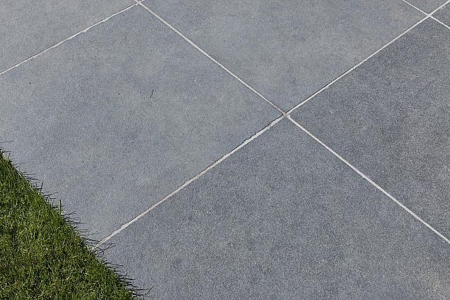 Black Beauty Basic 60x60x3 cm