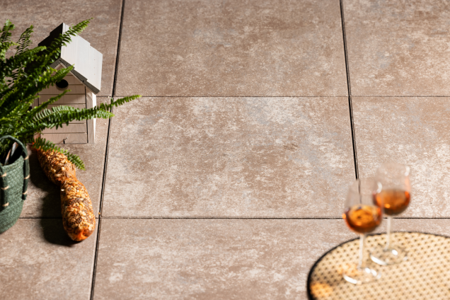 Trippel T 80x80x4 cm Bruin nuance