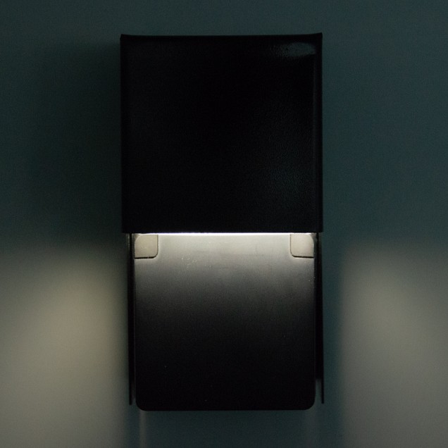 WCD met oriëntatieverlichting en schemerschakelaar