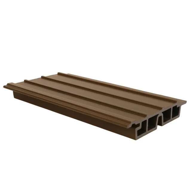 NewTechWood composiet co-extrusie wandbekleding Castellaton PRO65 3,3 x 18 x 390cm Teak.