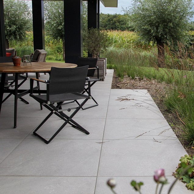 Verano OUT 2.0 Grey tegel 60x60x2 cm.