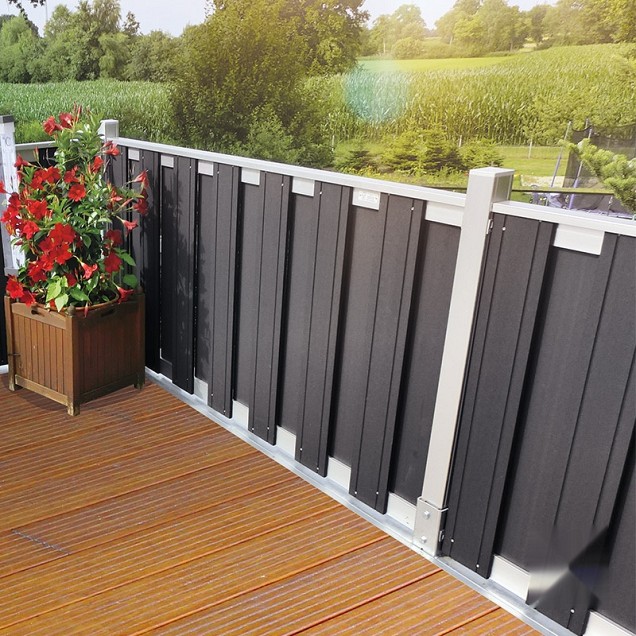 Aluminium paal 7x7x99 cm blank (incl kap en houten kern)