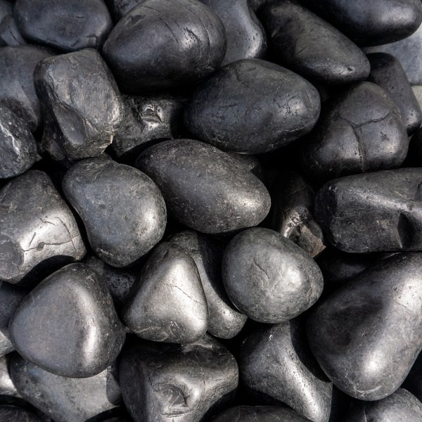 Beach Pebbles deep black 80-100 mm zak 25 kg.